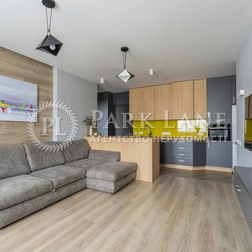 Героїв полку "Азов" вул. (Маршала Малиновського), 8