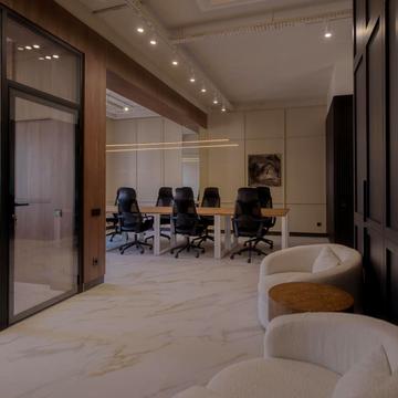 Еспланадна вул., 32В