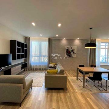 Лесі Українки бульв., 7-В