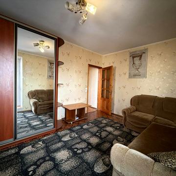 Академіка Павлова вул., 142в