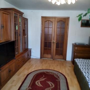 Вячеслава Липинського вул., 1-Б