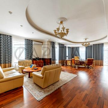 Лубенська вул., 1