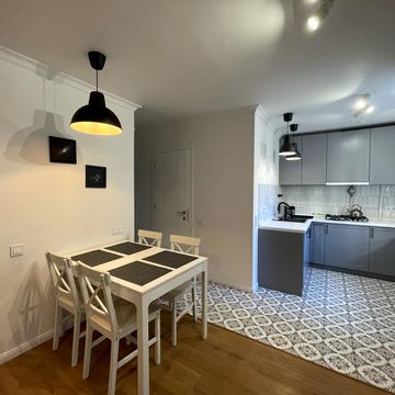 Річкова вул., 3