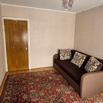 Дніпровська набережна вул., 9