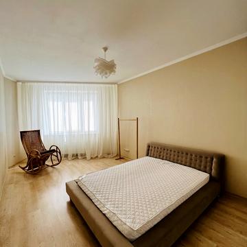 Вячеслава Чорновола просп. (), 67