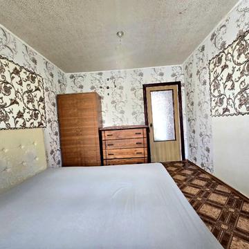 Металургів вул., 9/1