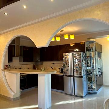 Івана Франка вул., 137