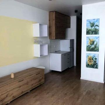 Чубинського вул., 8-Б