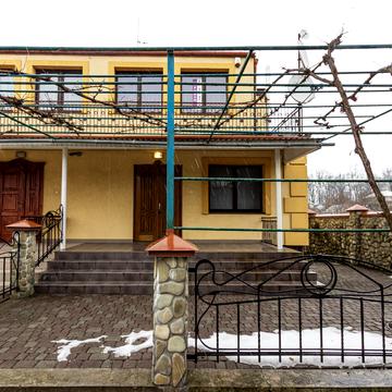 Брюховицька вул.