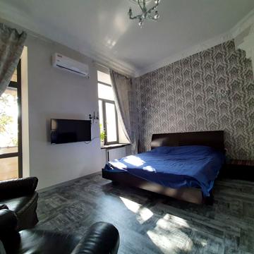 Павла Зеленого вул. (Коблевська), 42