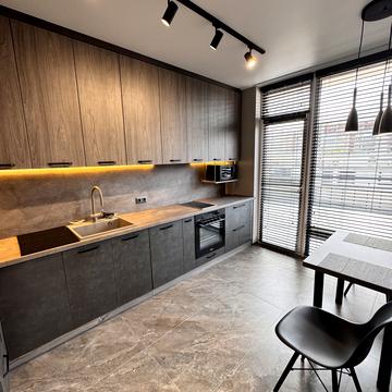 Євгена Коновальця вул., 37-А