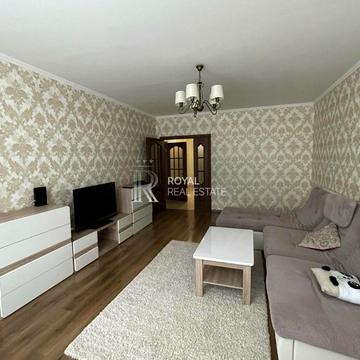 Валерія Лобановського просп. (Червонозоряний), 4-Г