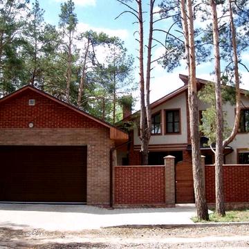 Радистів пров., 40