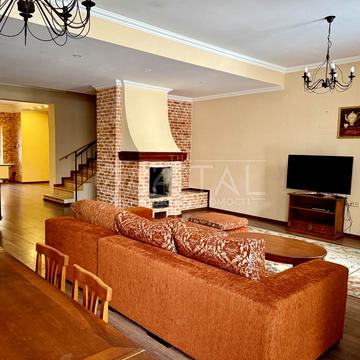 Лугова вул.