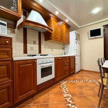 Марії Лисиченко вул. (Героїв Громадянської Війни), 15