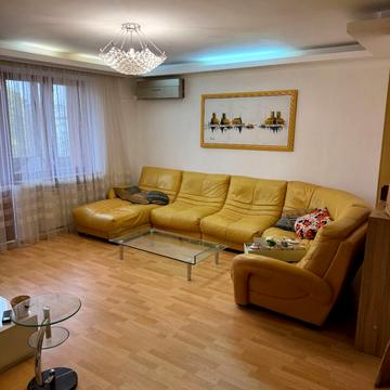 Київська вул., 74