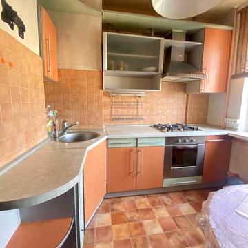 Владислава Бувалкіна вул. (Бочарова Генерала), 32