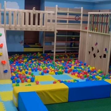 Молодіжна вул., 19/1