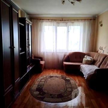 Романа Шухевича просп. (Генерала Ватутіна), 4