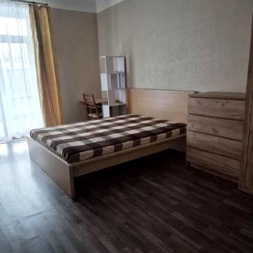 Берестейський просп. (Перемоги), 80/57