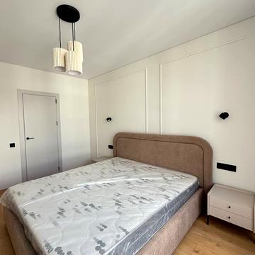 Героїв Майдану вул., (Будинок 6)