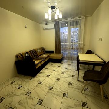 Гетьмана Івана Мазепи вул. (Топольна), 2б