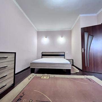 Володимира Великого вул., 14