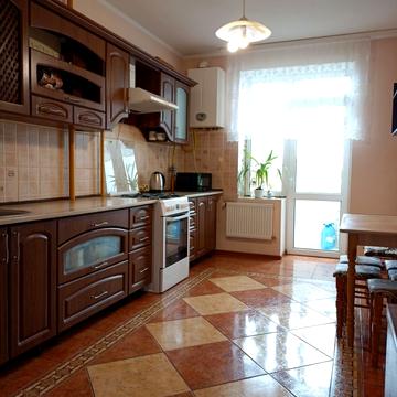 Північний бульв., 7а