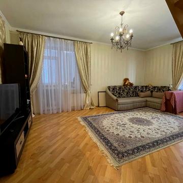 Ярослава Карпінця вул., 2