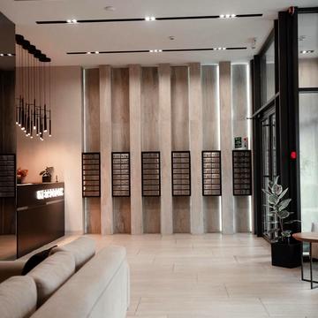 Академіка Заболотного вул., 1-Б