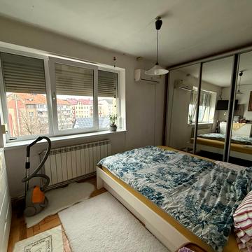 Острівна вул., 20