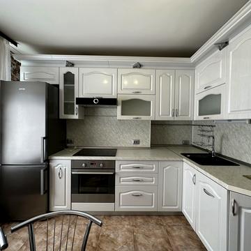 Набережна Перемоги вул., 130