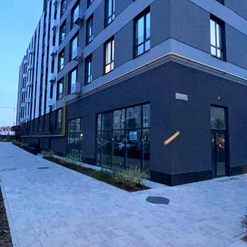 Героїв Майдану вул., 15