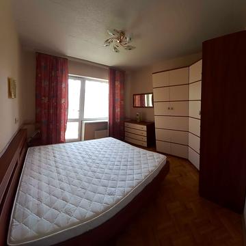 Ревуцького вул., 13