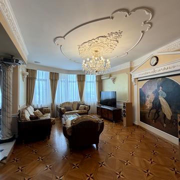 Лесі Українки бульв., 23