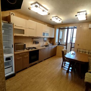 Шухевичів вул., 47