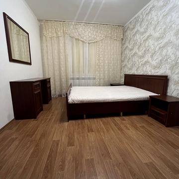 Єлизавети Чавдар вул., 28