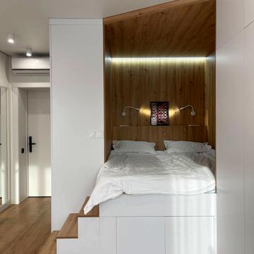 Козацька вул., (Будинок 1)