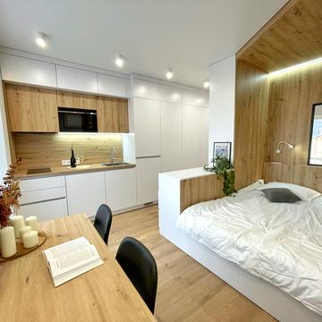 Козацька вул., (Будинок 1)