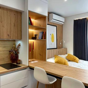 Козацька вул., (Будинок 1)