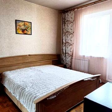 Академіка Заболотного вул., 26