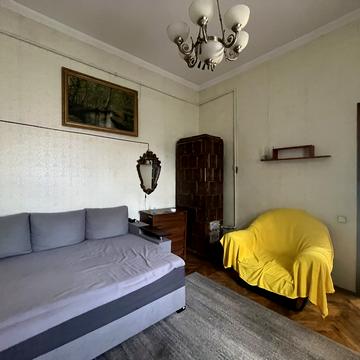 Ярослава Мудрого вул., 6