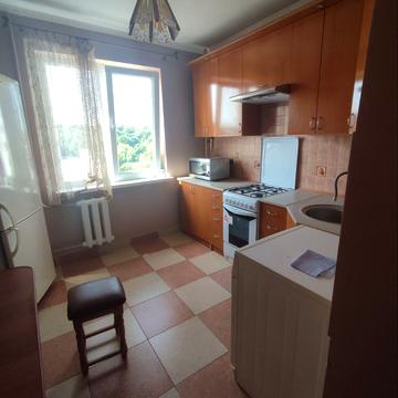 Івана Миколайчука вул., 36