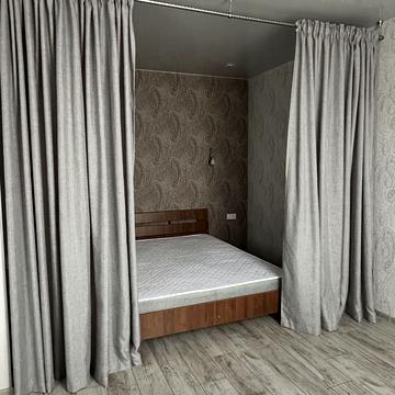 Перлинна вул., 8