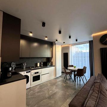 Замарстинівська вул. (Калініна), 40