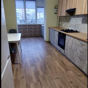 Прибузька вул., 12/1