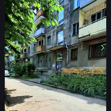 Ірпінська вул. (Абхазька), 6