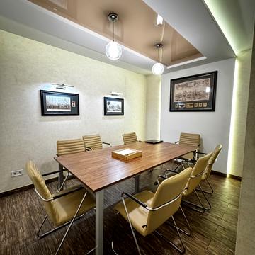 Сембратовичів вул. (), 37