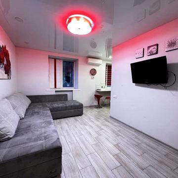 Олександра Поля просп. (Кірова), 129-Б