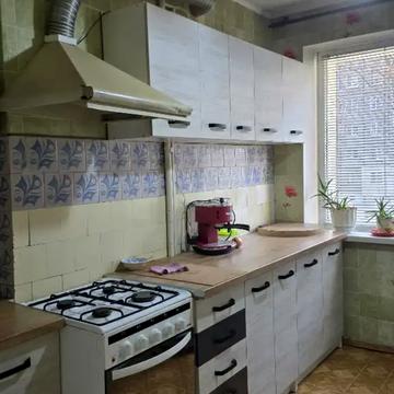 Слобожанський просп. (ім. газети Правда), 1